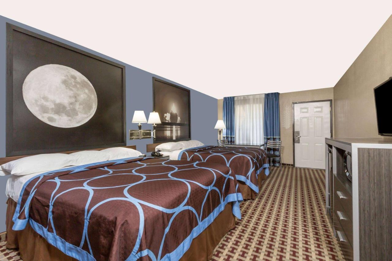 Super 8 By Wyndham Houston Webster Nasa Hotel Exterior foto