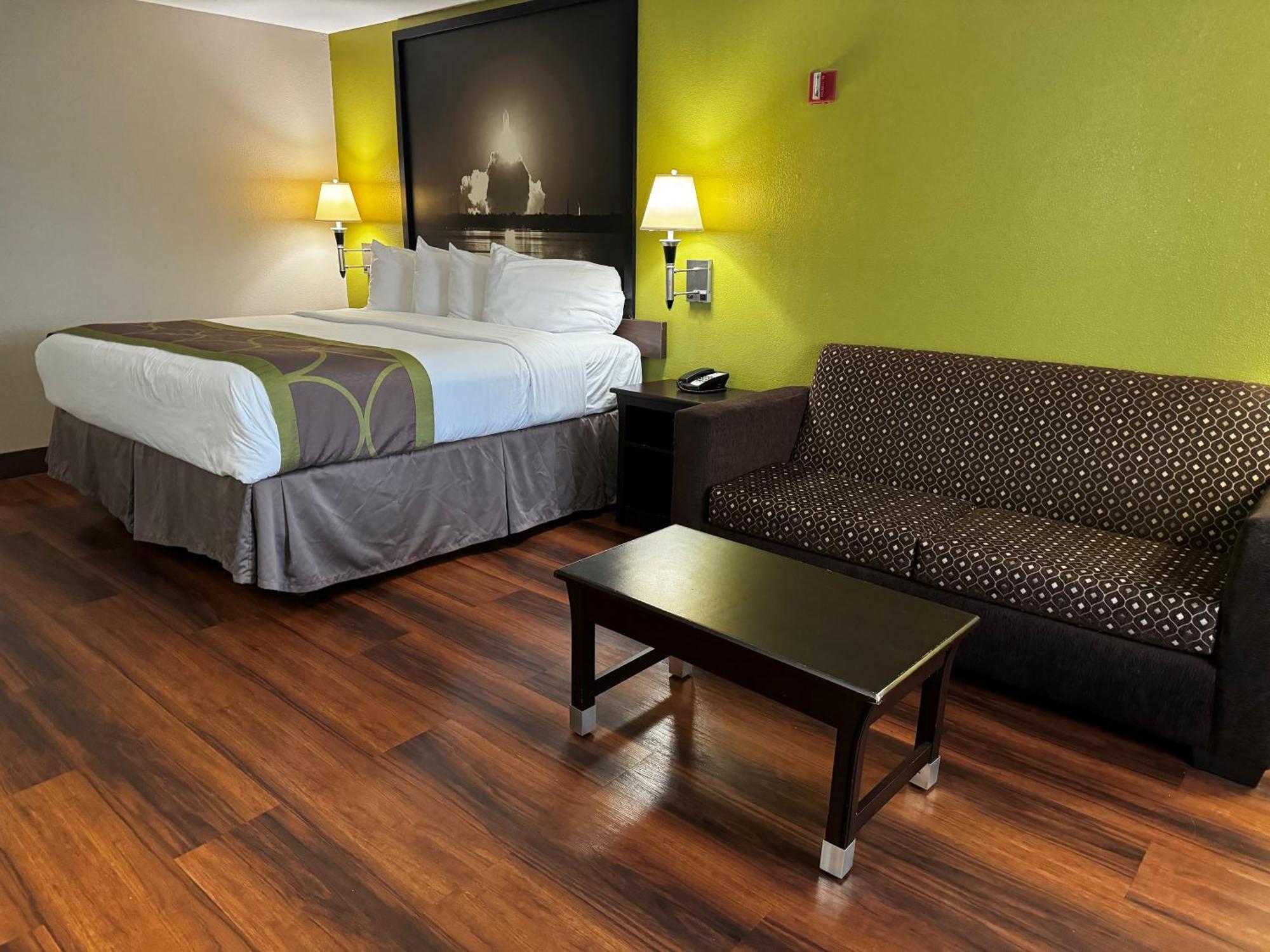 Super 8 By Wyndham Houston Webster Nasa Hotel Exterior foto