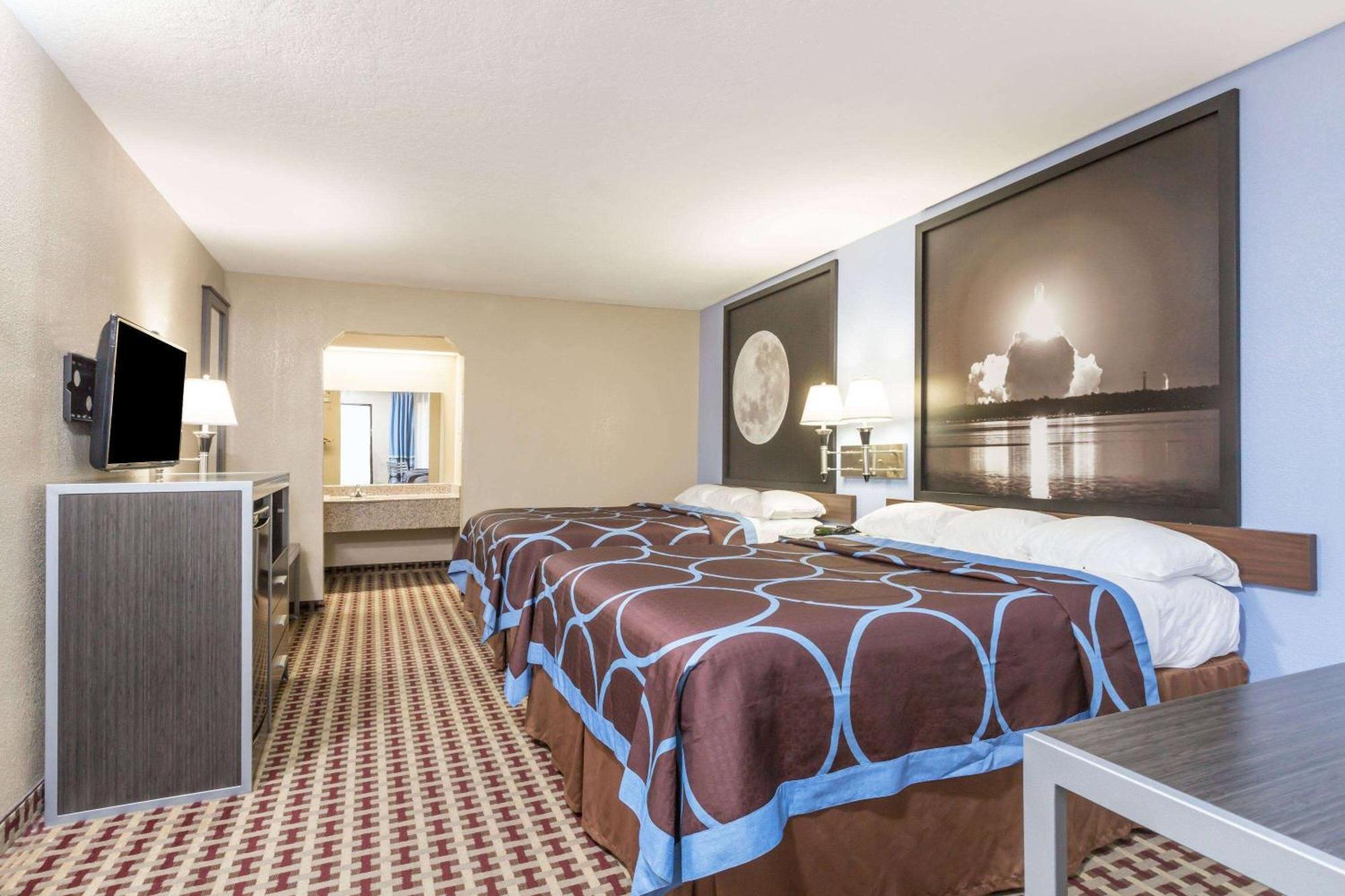 Super 8 By Wyndham Houston Webster Nasa Hotel Exterior foto